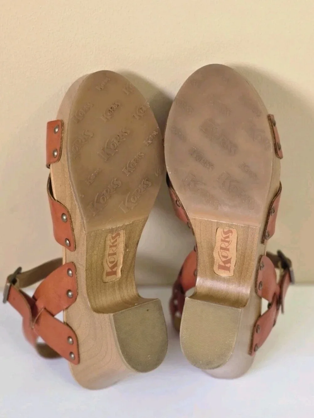 Korks Women's Cognac Strap Wooden Heel Wedge Size 9 M